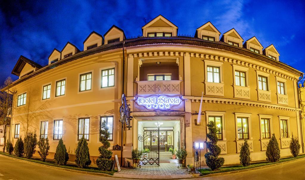 Hotel Slavia Salonta Luaran gambar